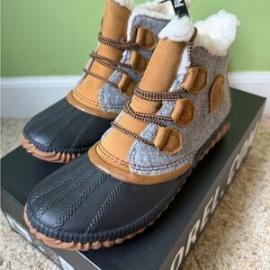 Sorel Waterproof Winter Boots - Black, Tan, Gray NIB